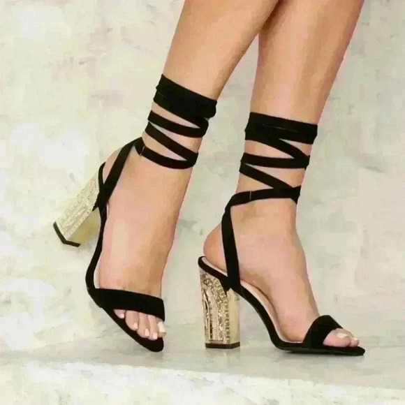 Nasty Gal · Public Desire Black Faux Suede Casey Metallic Heel Size 6.5 US - Picture 1 of 3